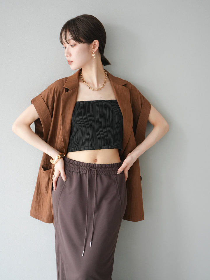 【預購】波浪滾邊杯裸色吊帶背心/黑色