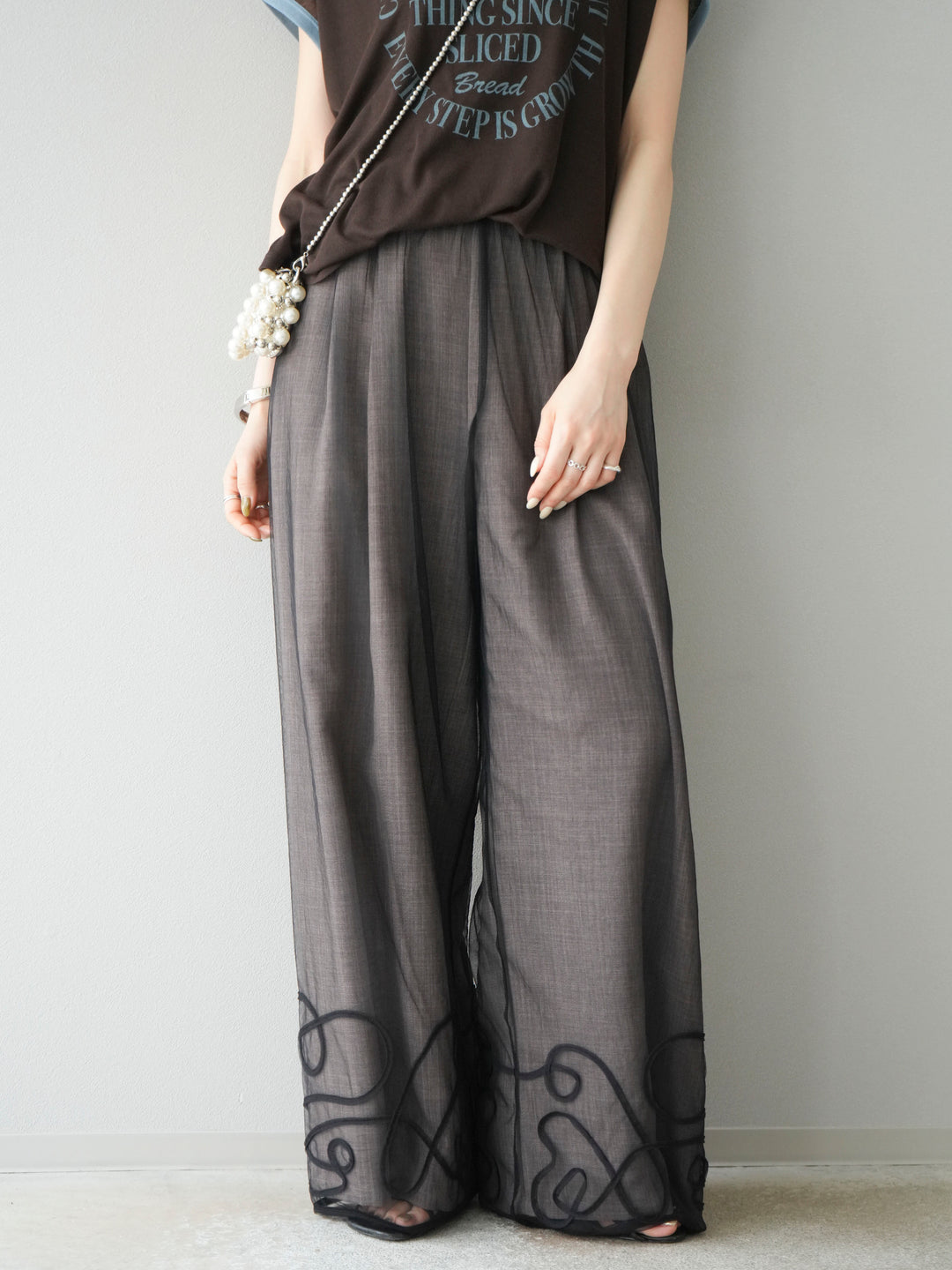 [SET] 繩繡薄紗疊穿褲+麻質寬鬆寬褲（2件組）