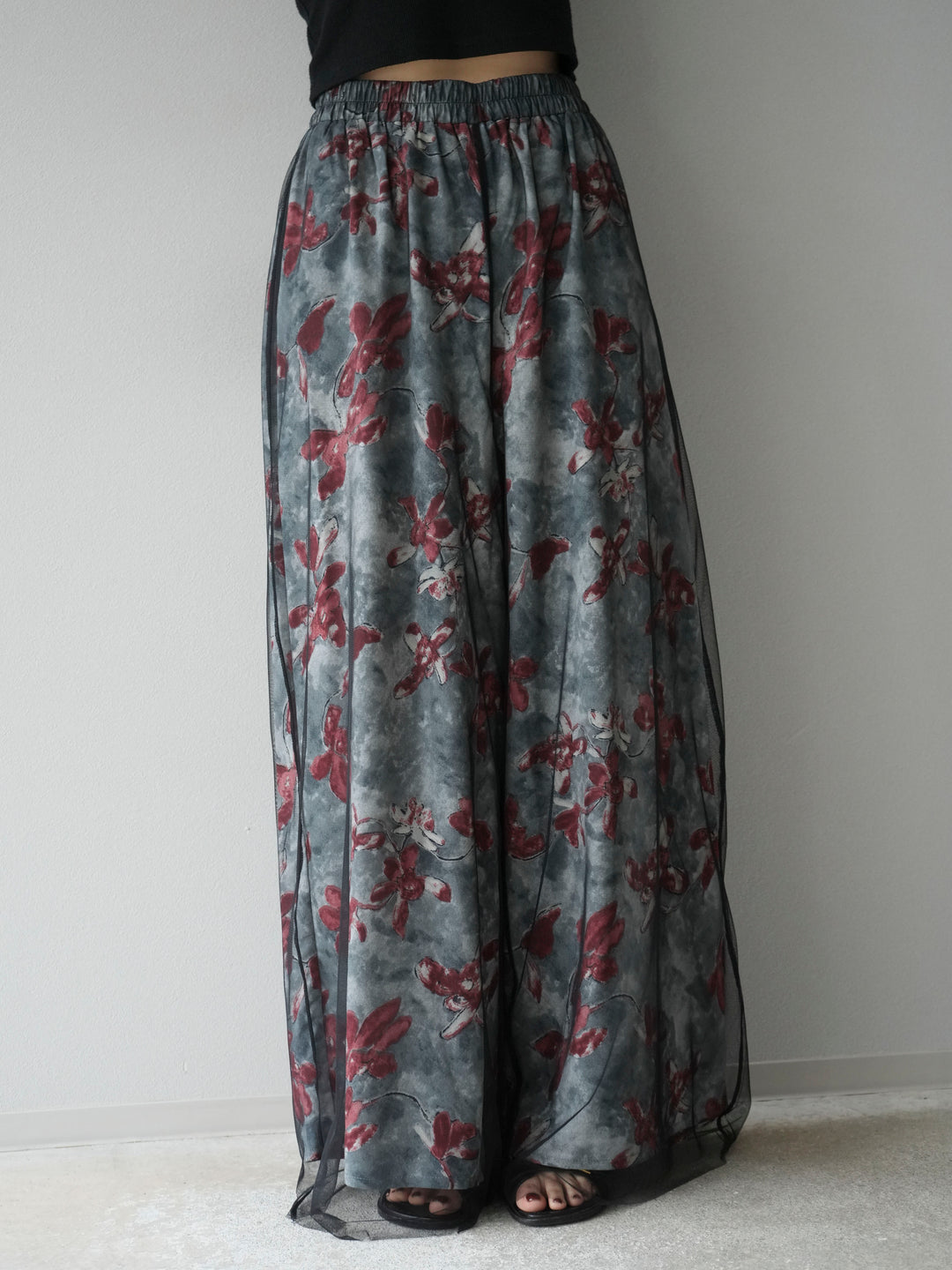 [予約]フラワープリントチュールレイヤードパンツ/グレー