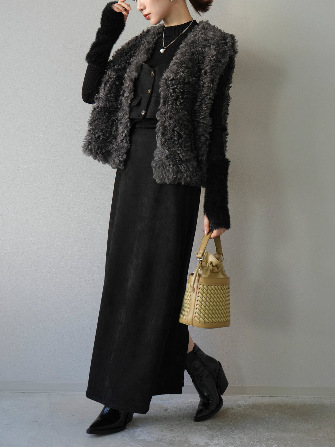 [予約]プードルファーショートベスト/チャコール