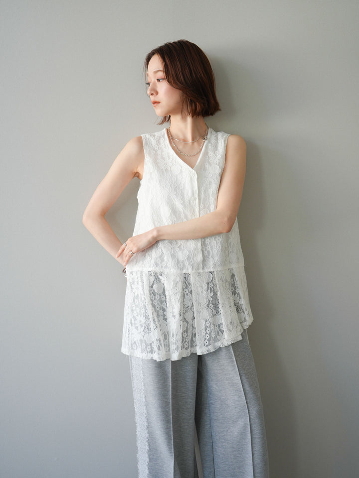 [予約]アシンメトリーレースプリーツベスト/white