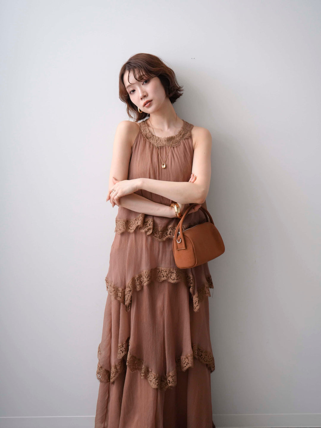 [予約]レースヘムティアードノースリドレス/brown
