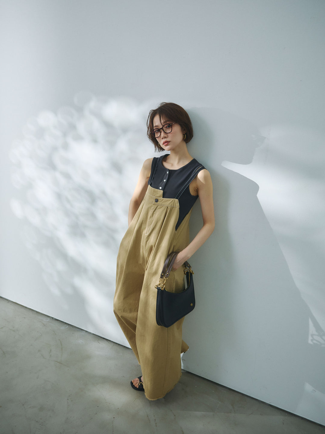 [予約]カットオフコットンツイル配色ステッチサロペット/beige