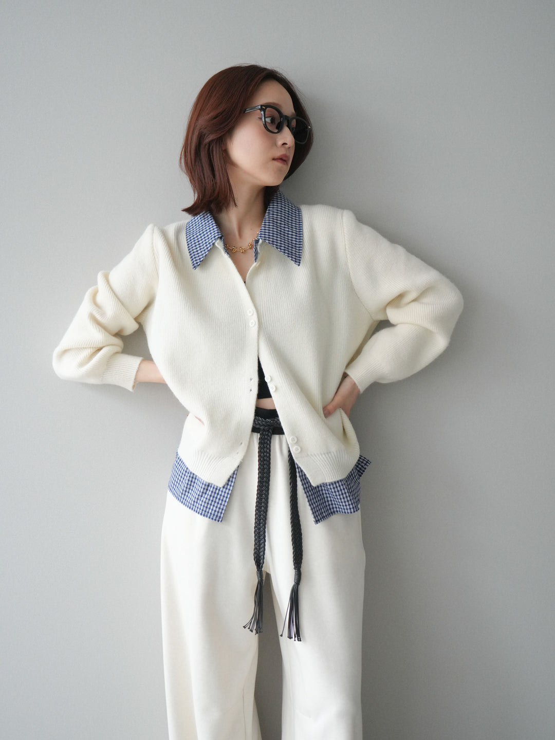 [SET]チェックシャツ襟ニットカーディガン+編み込みベルト付きウエスト配色スエットパンツ(2set)