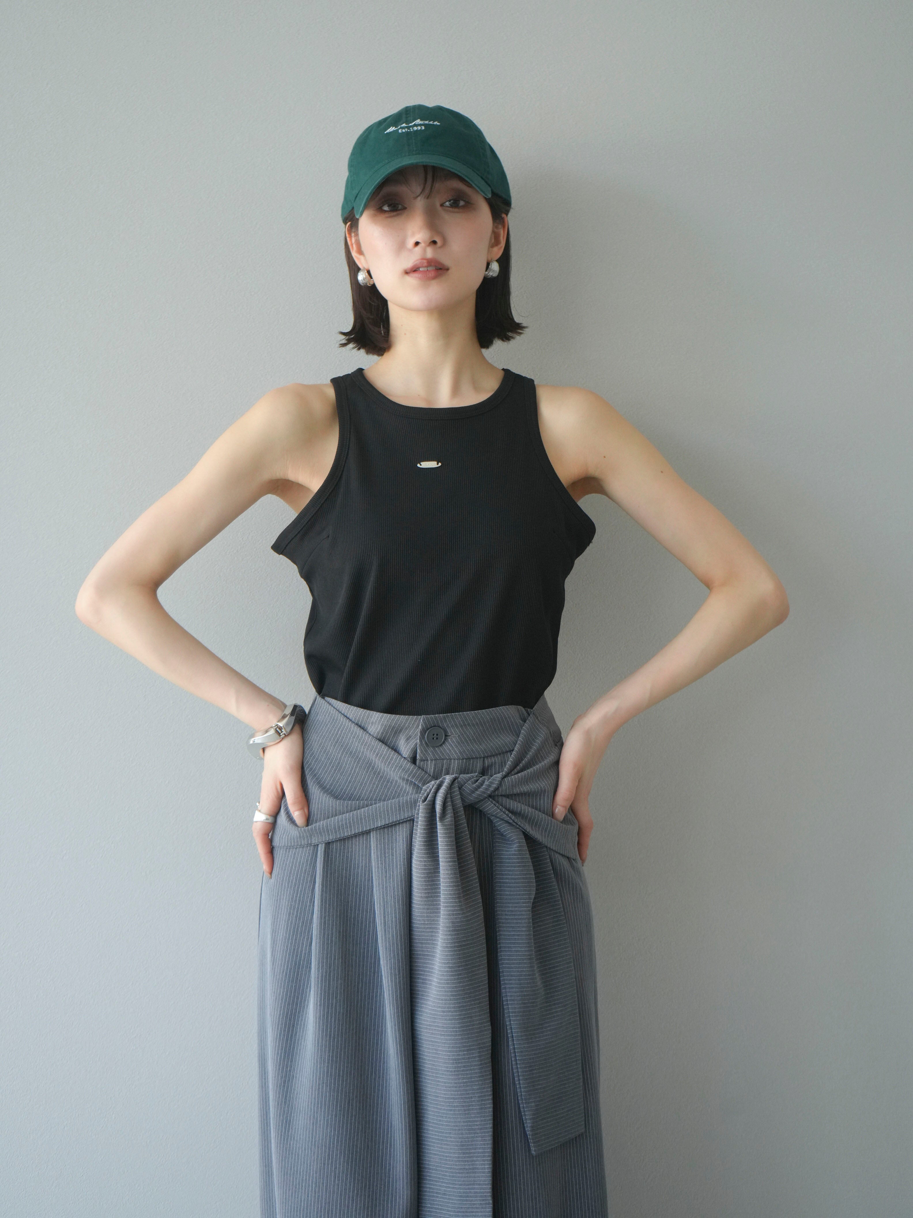 ✨美品✨BRIEFING スカートセットアップ ブルーグレー 立体ロゴ 3D 予約]ロゴプレートアメスリタンクトップ/ブラック – Lumier