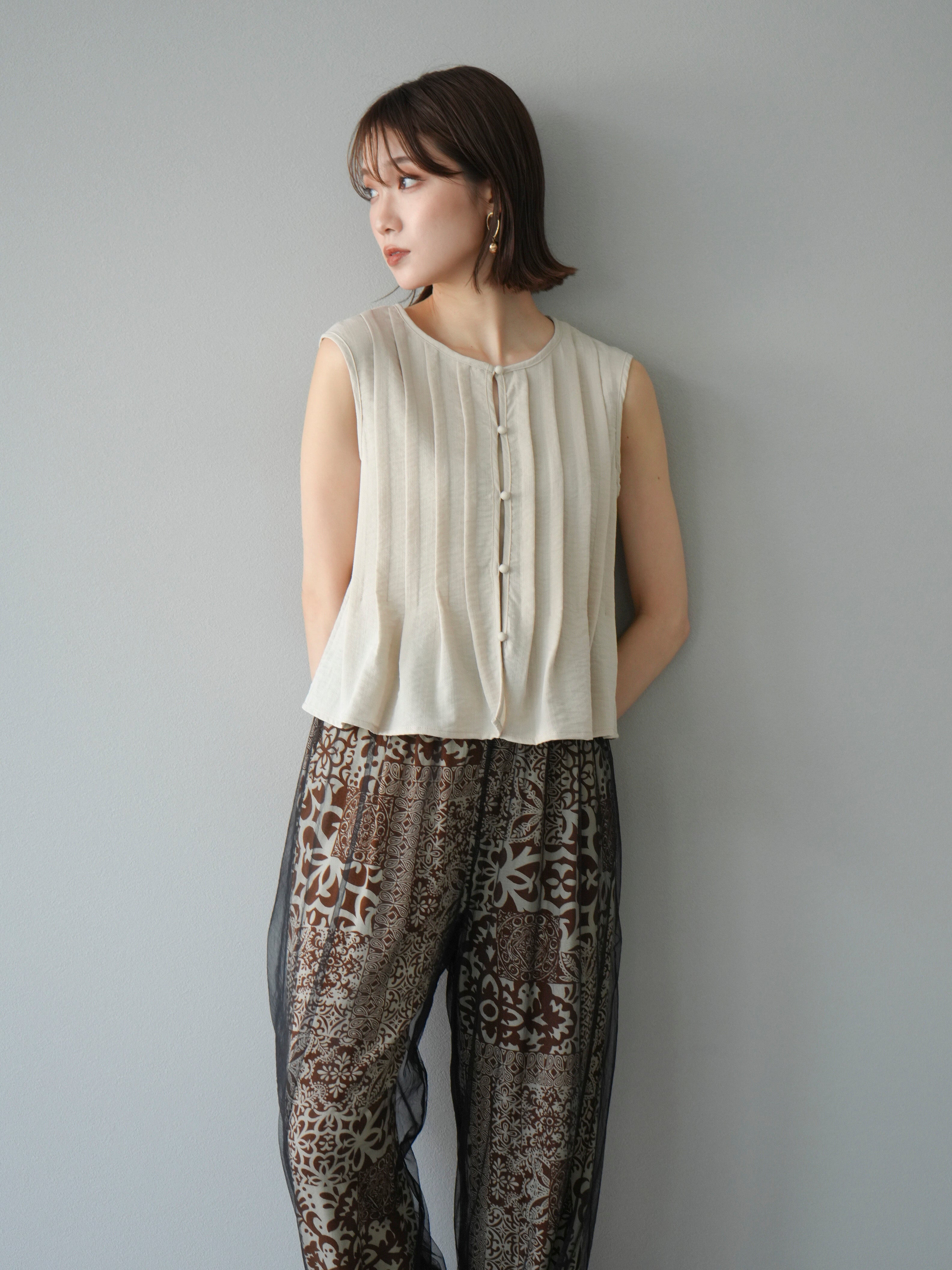 予約]リネンタッチタックブラウス/エクリュ – Lumier