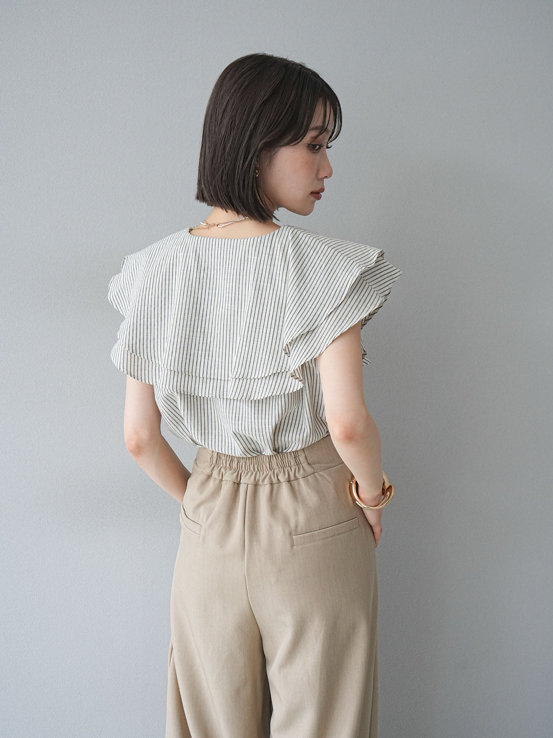[予約]リネンライクストライプラッフルブラウス/ホワイト