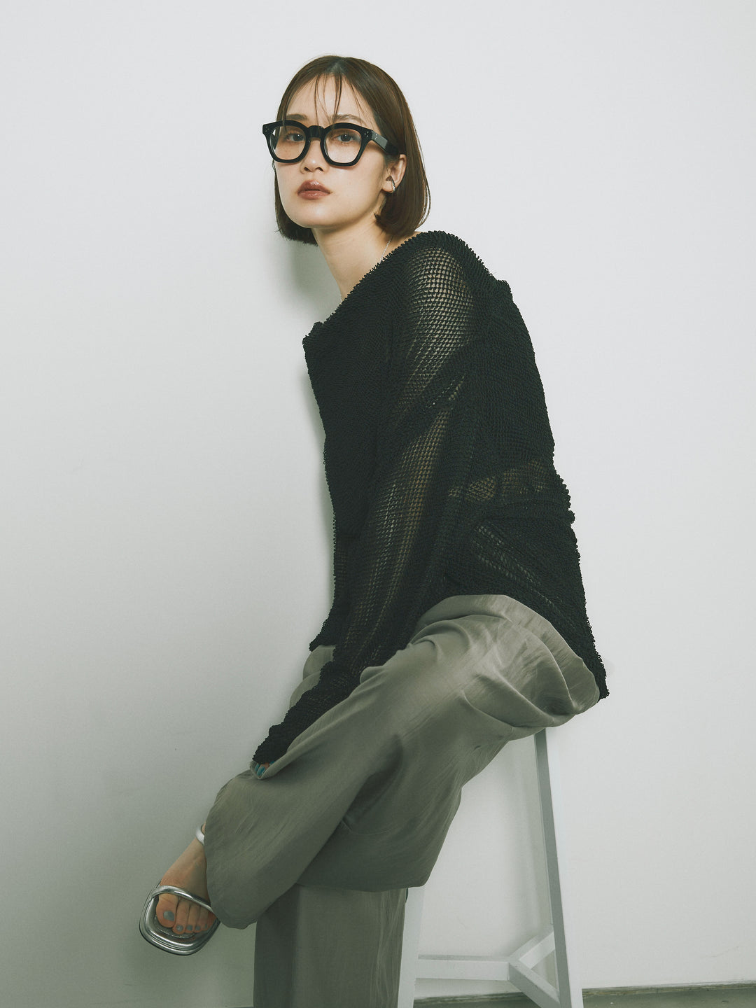 [SET] 後背垂墜網眼套頭衫 + 透明萊賽爾三折寬褲 (2 套)