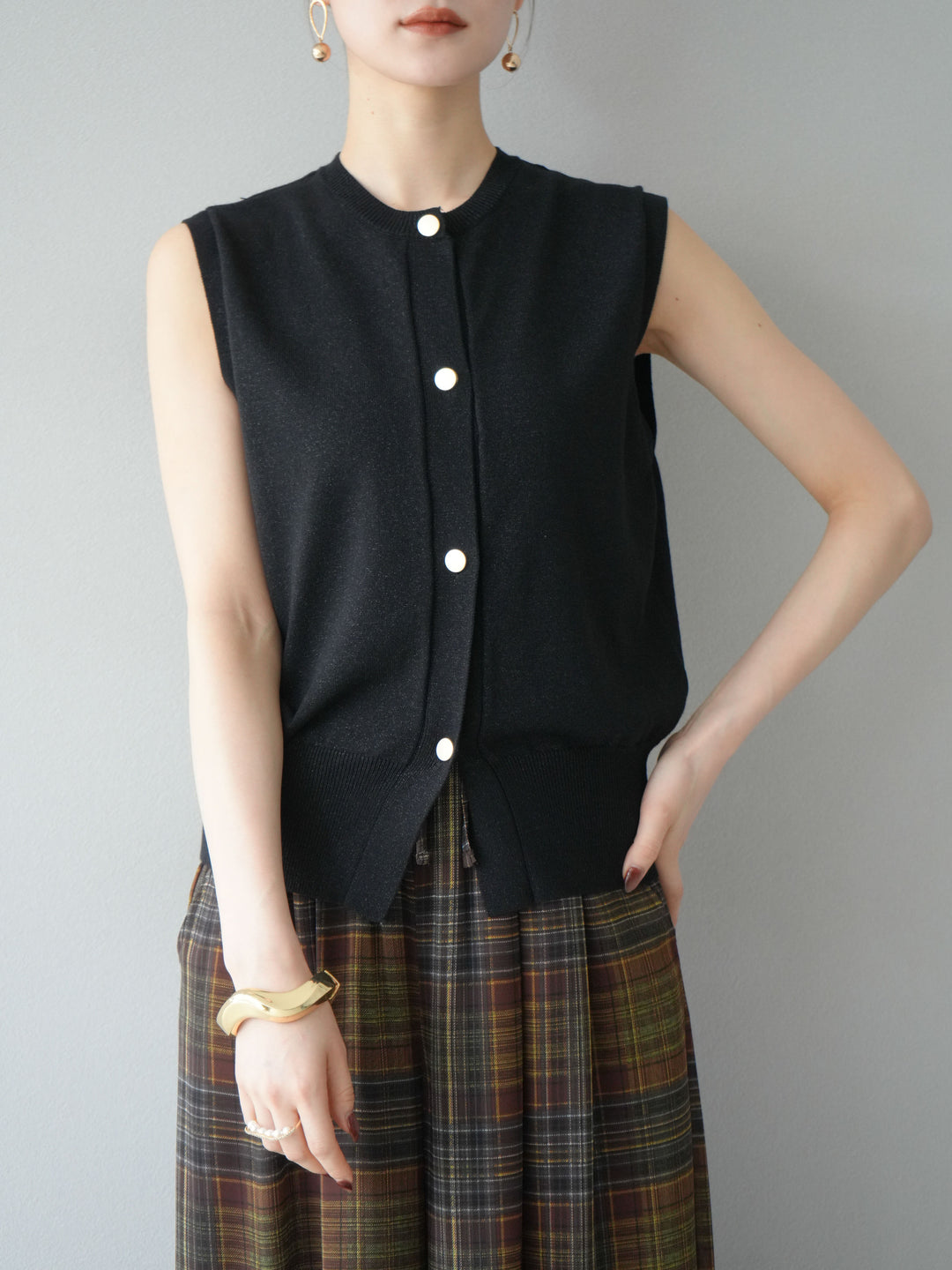 [SET] 金銀絲針織背心 + 透視格紋寬鬆褲 (2 件套)