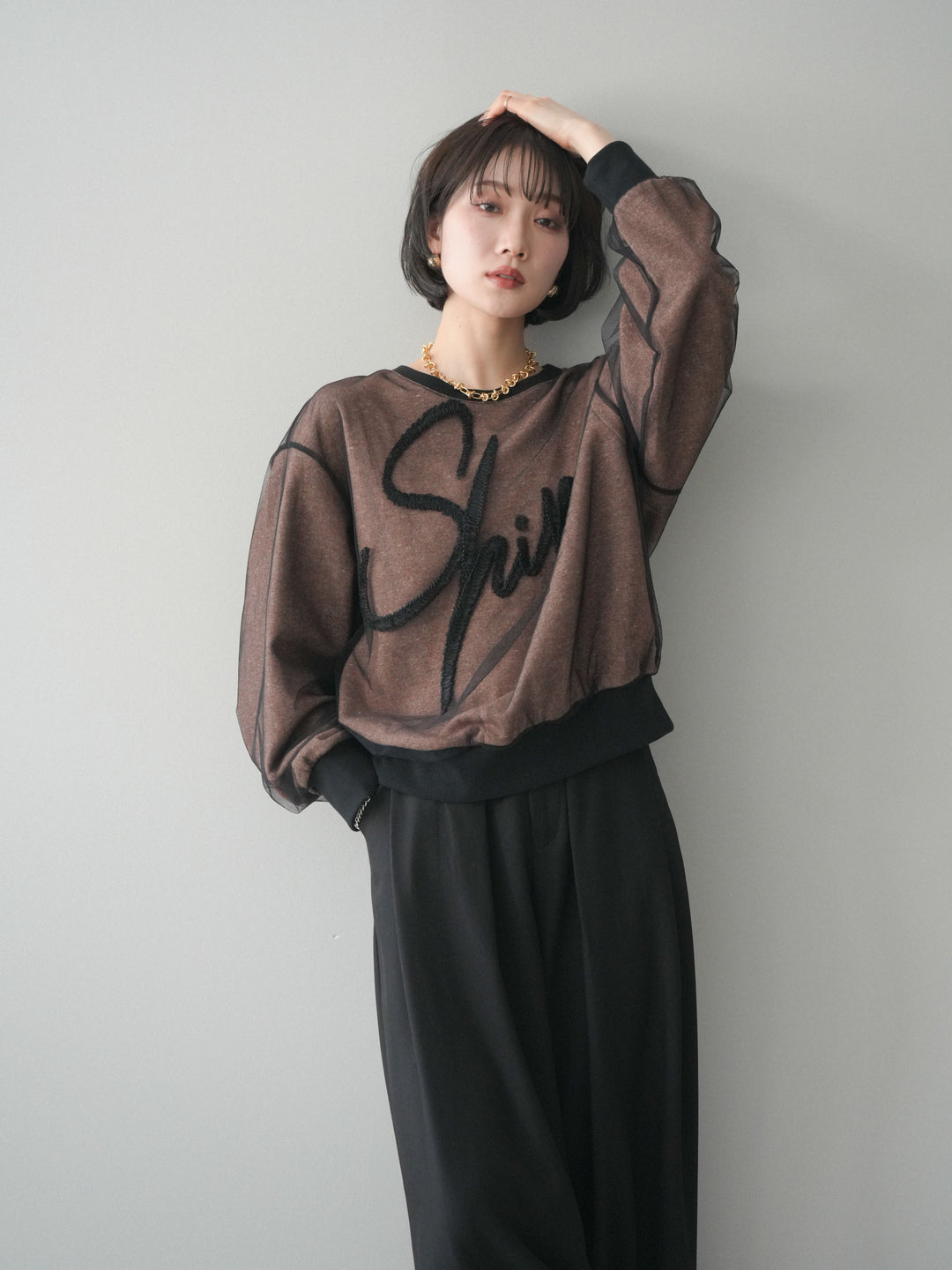 [SET]チュールレイヤードロゴスエットプルオーバー+選べるアクセセット(2set)