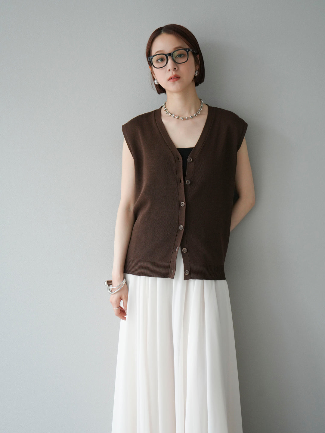 [SET] V領人造絲針織背心+雪紡喇叭裙（2件組）