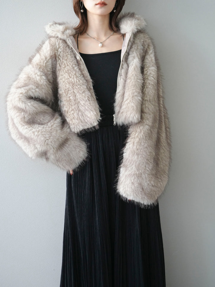 [予約]フェイクファーショートZIPジャケット/beigemix