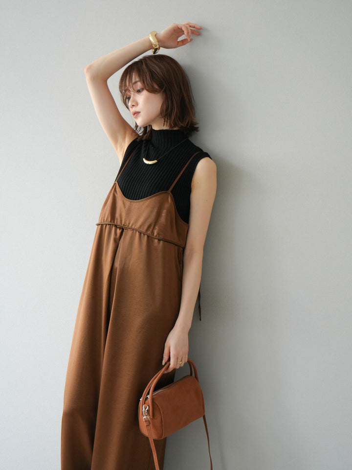 [予約]ボトルネックワッフル編みノースリーブニットトップス/ブラック