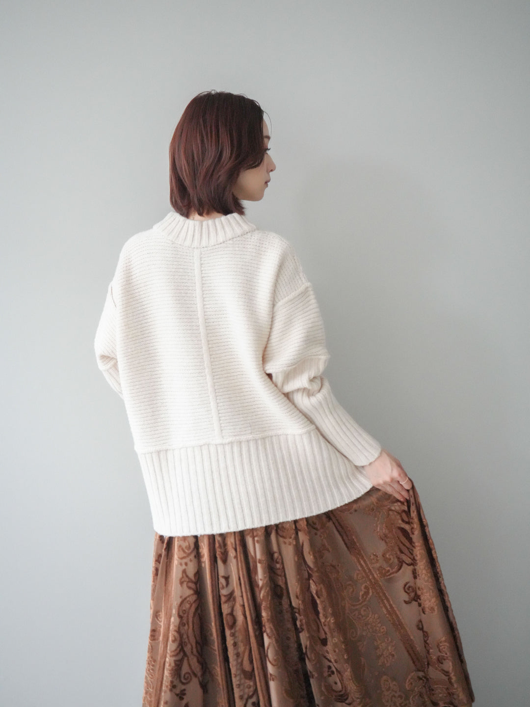[SET]編み地切替ボトルネックニットプルオーバー+アンティーク柄フロッキーマキシスカート(2set)