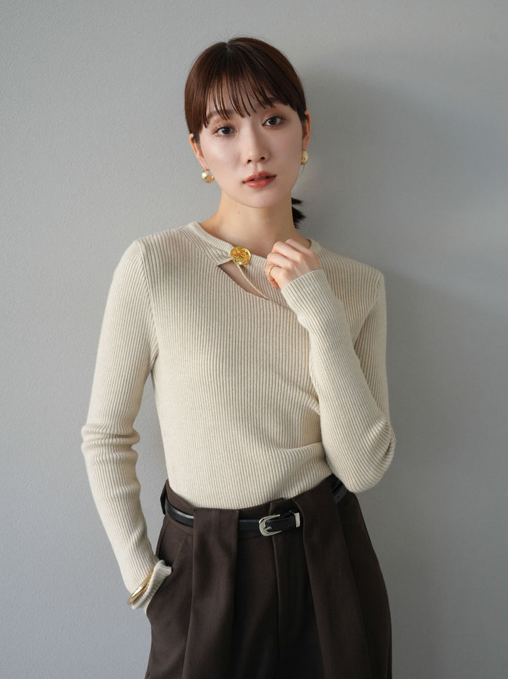 [予約]ゴールドモチーフデザインリブトップス/ベージュ