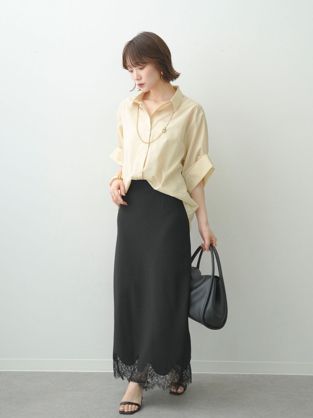 [予約]レースヘムストレッチIラインスカート/black