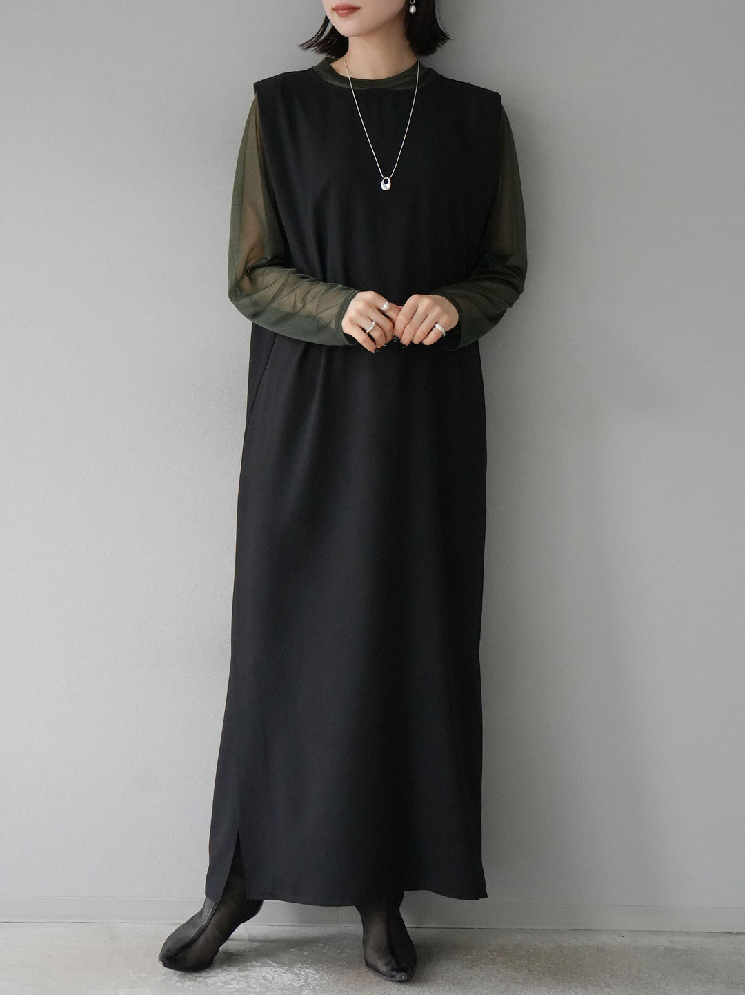 予約]バックドレープワンピース/ブラック – Lumier 