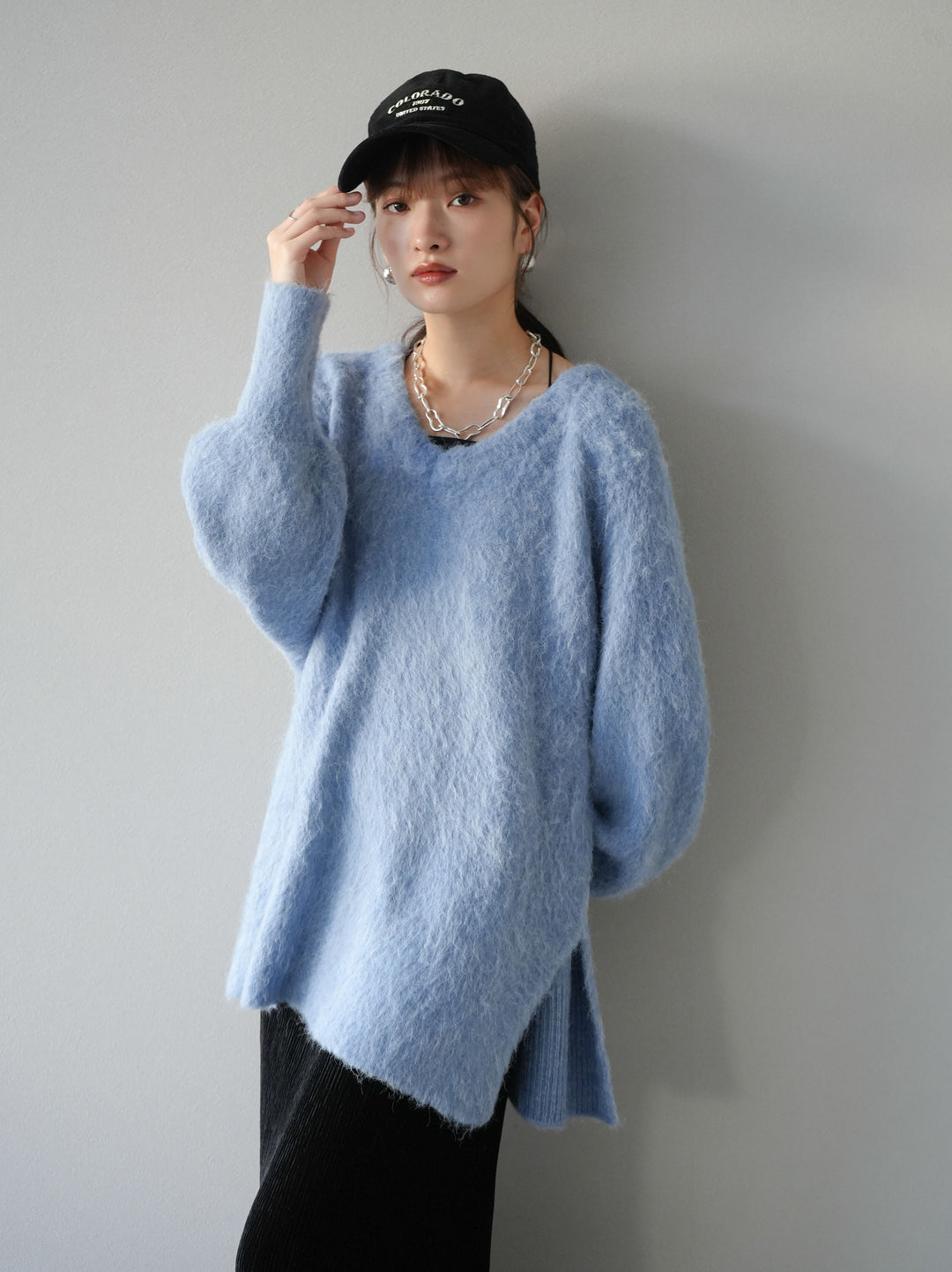 【預購】V領加大尺寸馬海毛針織套頭衫/藍