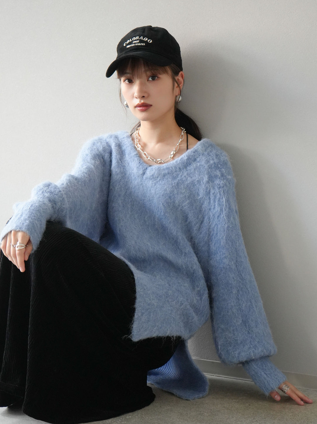 【預購】V領加大尺寸馬海毛針織套頭衫/藍