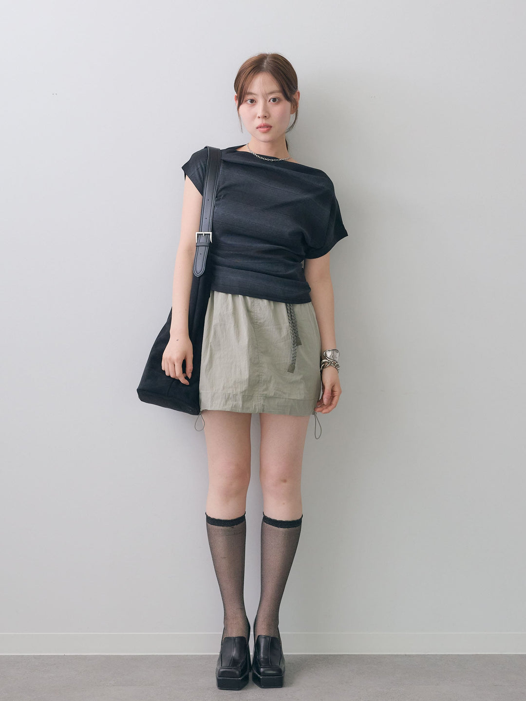 [予約]ベルト付ドローコードバルーンミニスカート/khaki