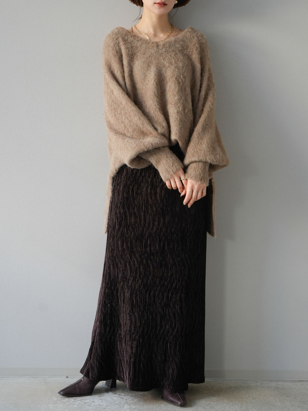 [予約]Vネックオーバーモヘアニットプルオーバー/モカ