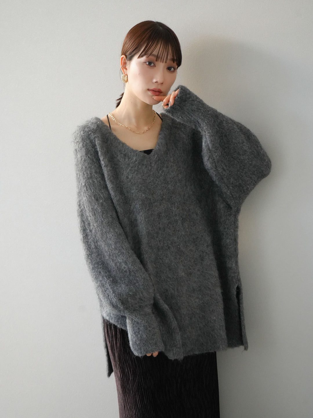 [予約]Vネックオーバーモヘアニットプルオーバー/チャコール