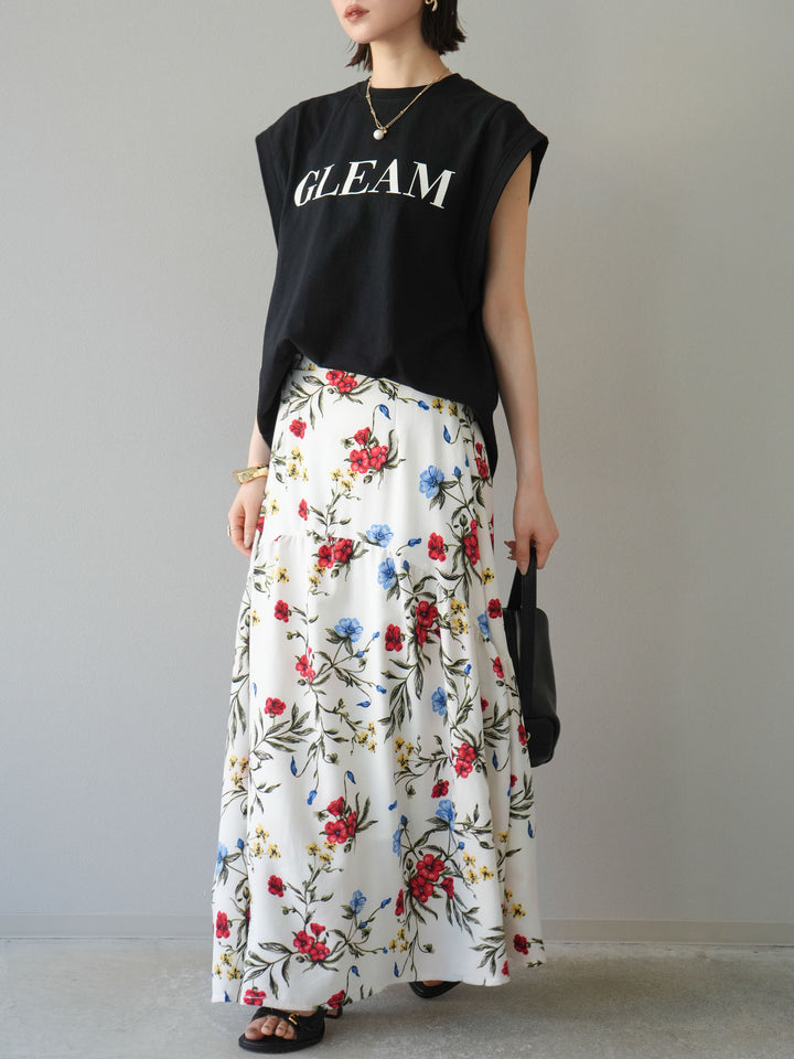 [予約]ボタニカル柄ティアードスカート/オフホワイト