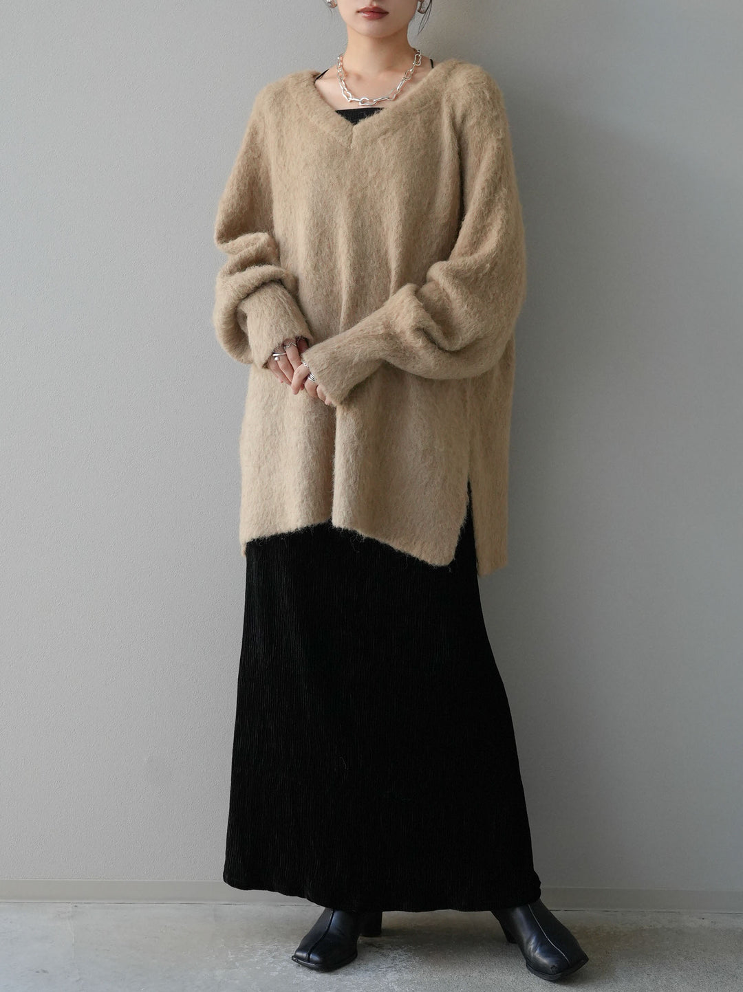 [予約]Vネックオーバーモヘアニットプルオーバー/ベージュ