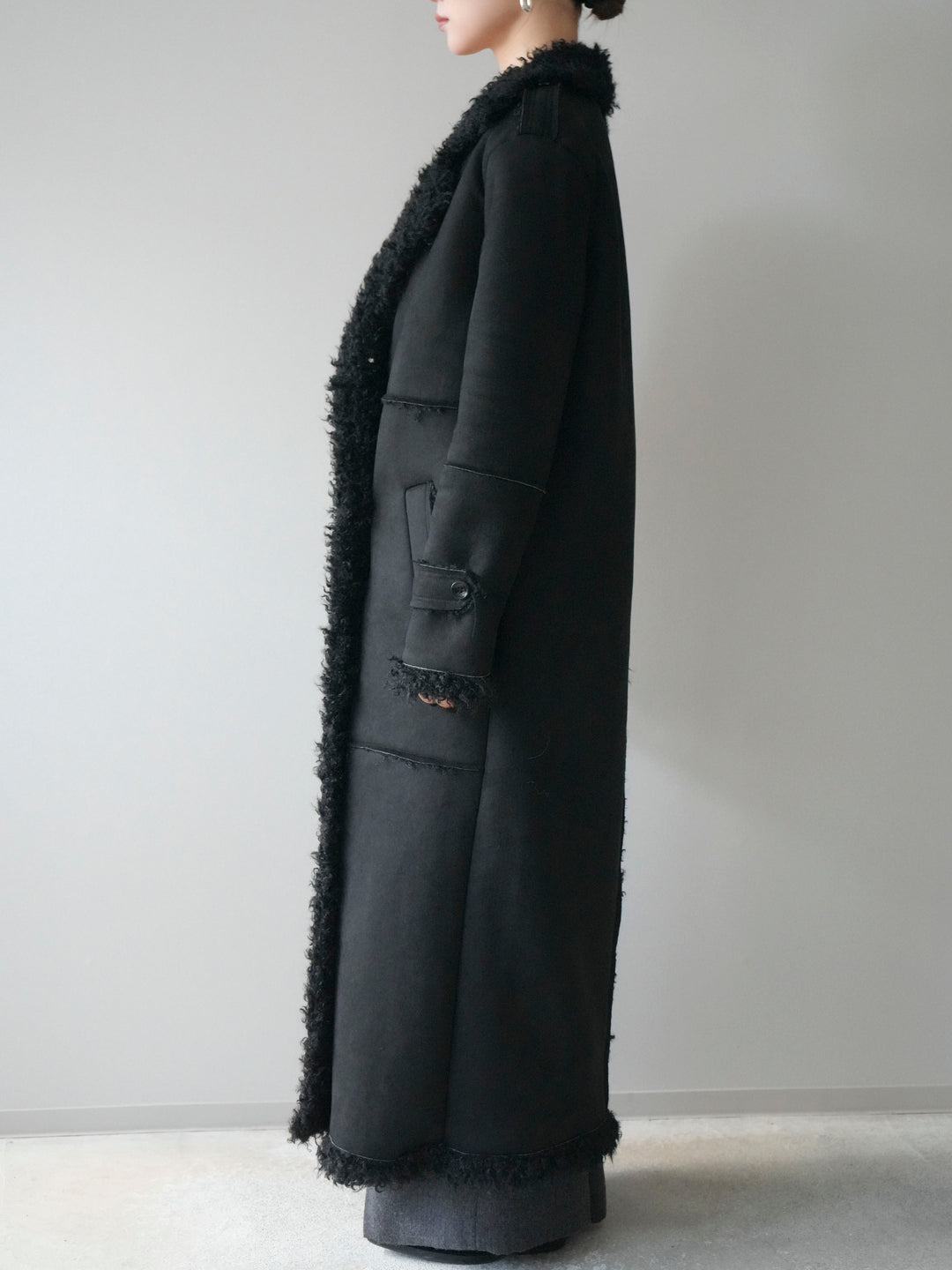 [予約]ムートンロングコート/black
