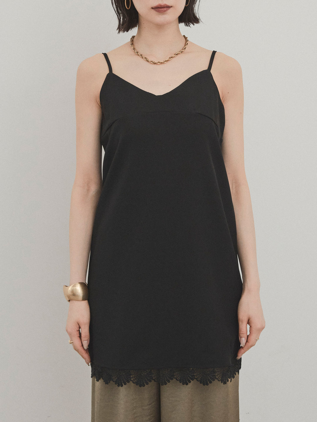 [予約]裾レース切替キャミミニワンピース/ブラック