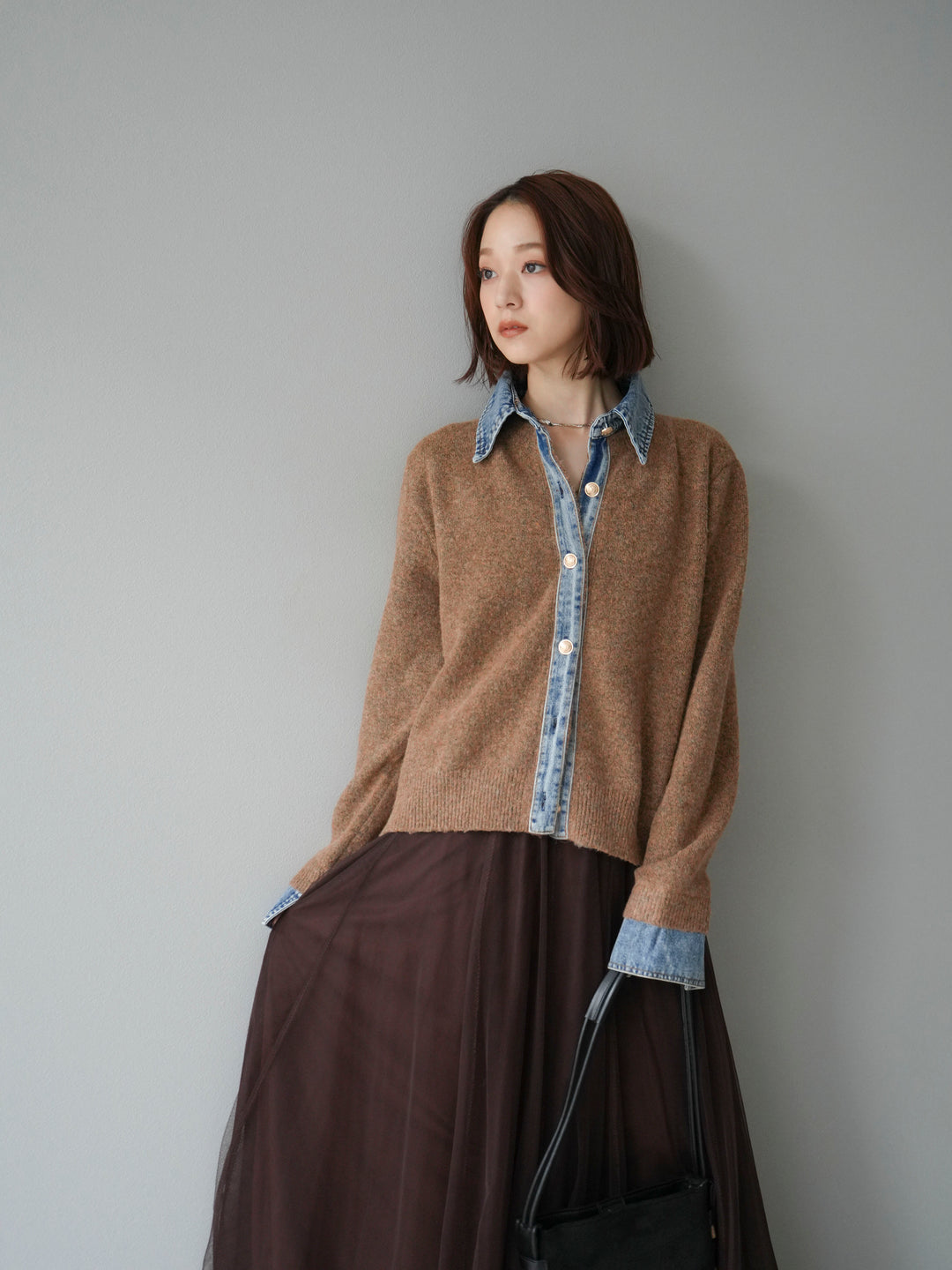 【預購】牛仔領紐扣針織開襟衫/駝色