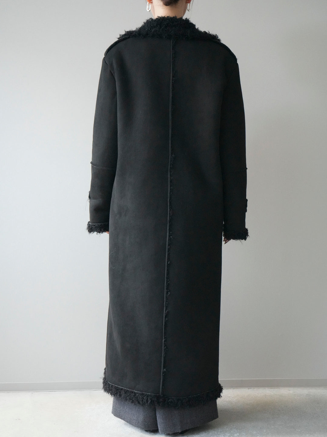 [予約]ムートンロングコート/black