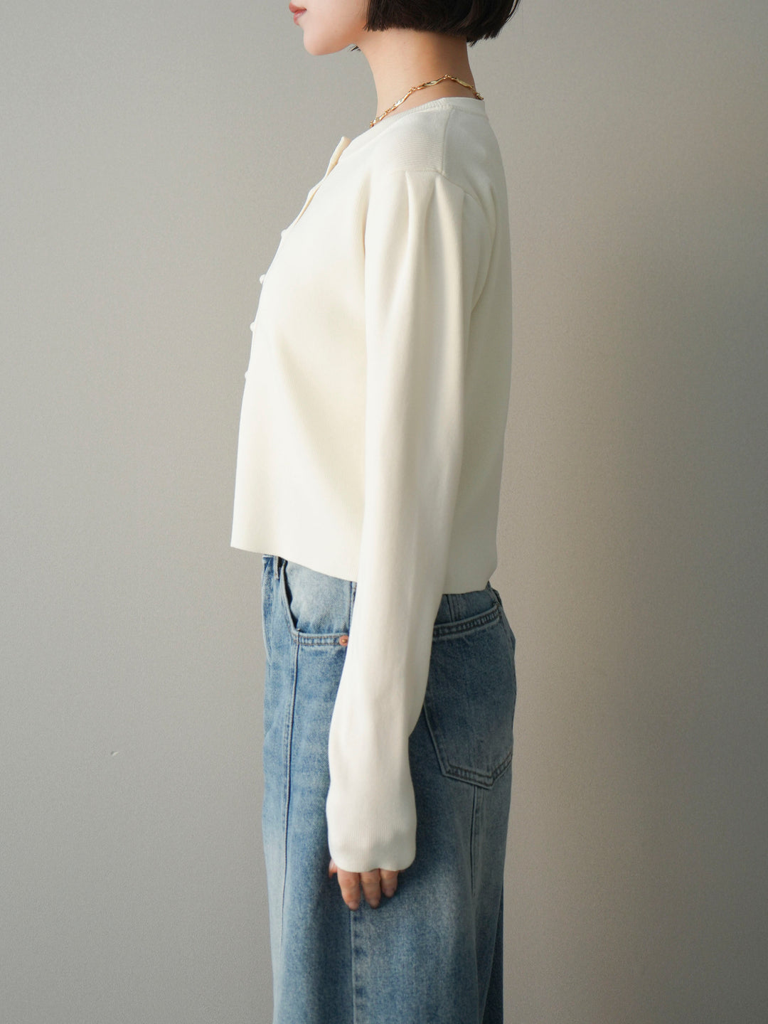 [予約]クリアボタンタックニットカーディガン/ivory