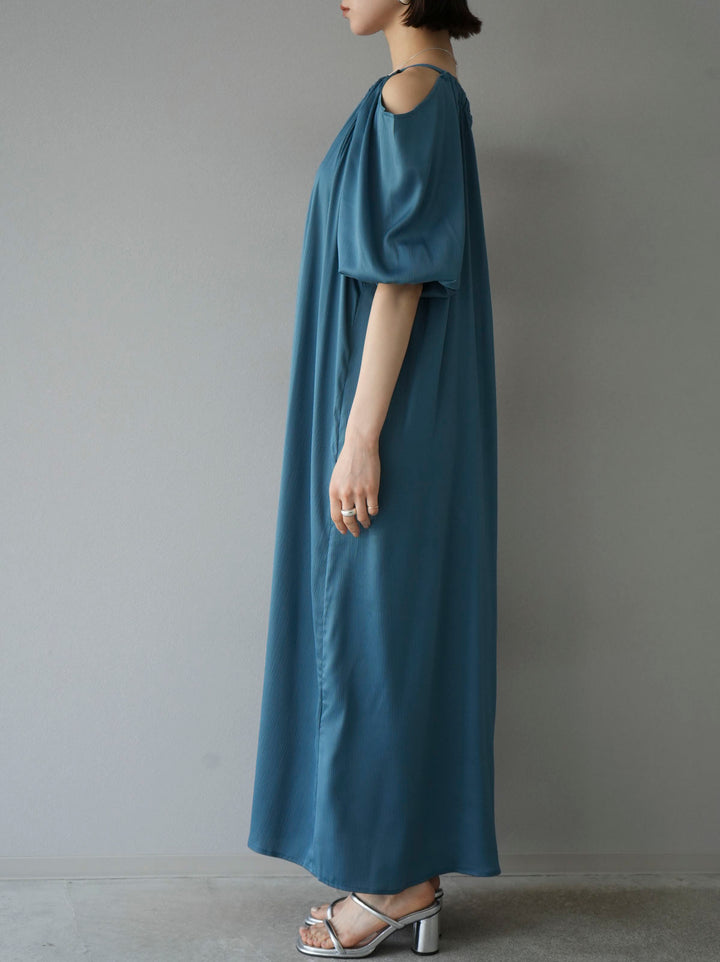 【預訂】一字肩開衩緞柳連身裙/藍色