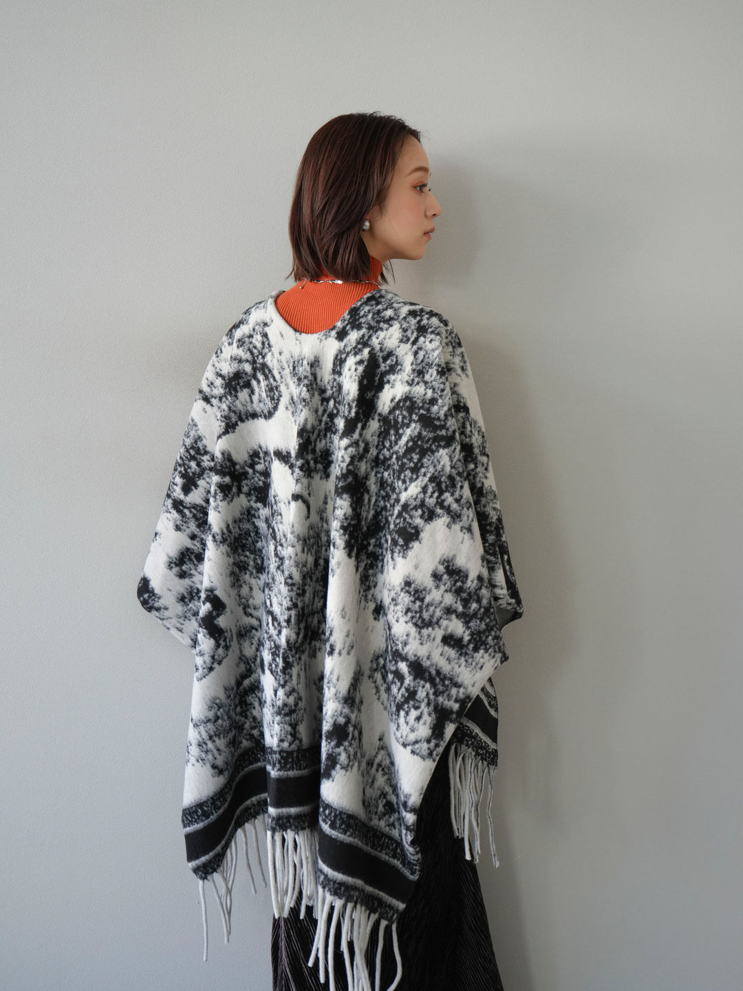 [SET]アブストラクト柄ストールポンチョ+選べるアクセセット(2set)
