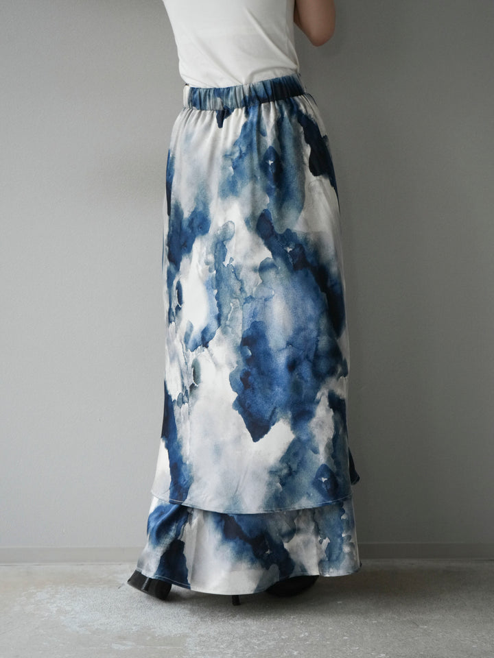 [予約]ニュアンスサテンフリルスカート/アイボリー×ブルー