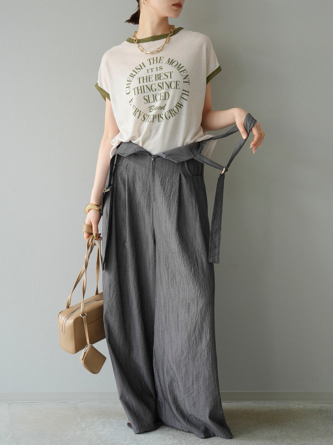 [SET]ストリングデザインハイウエストサロペット+シアーフライス ロゴプリントT (2set)