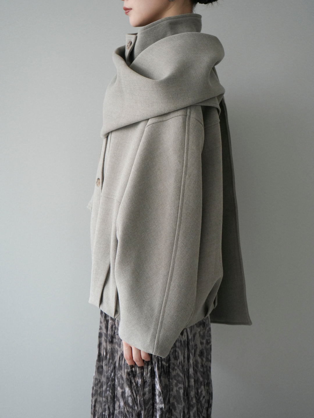 [予約]ストール付きミディアムコート/khaki