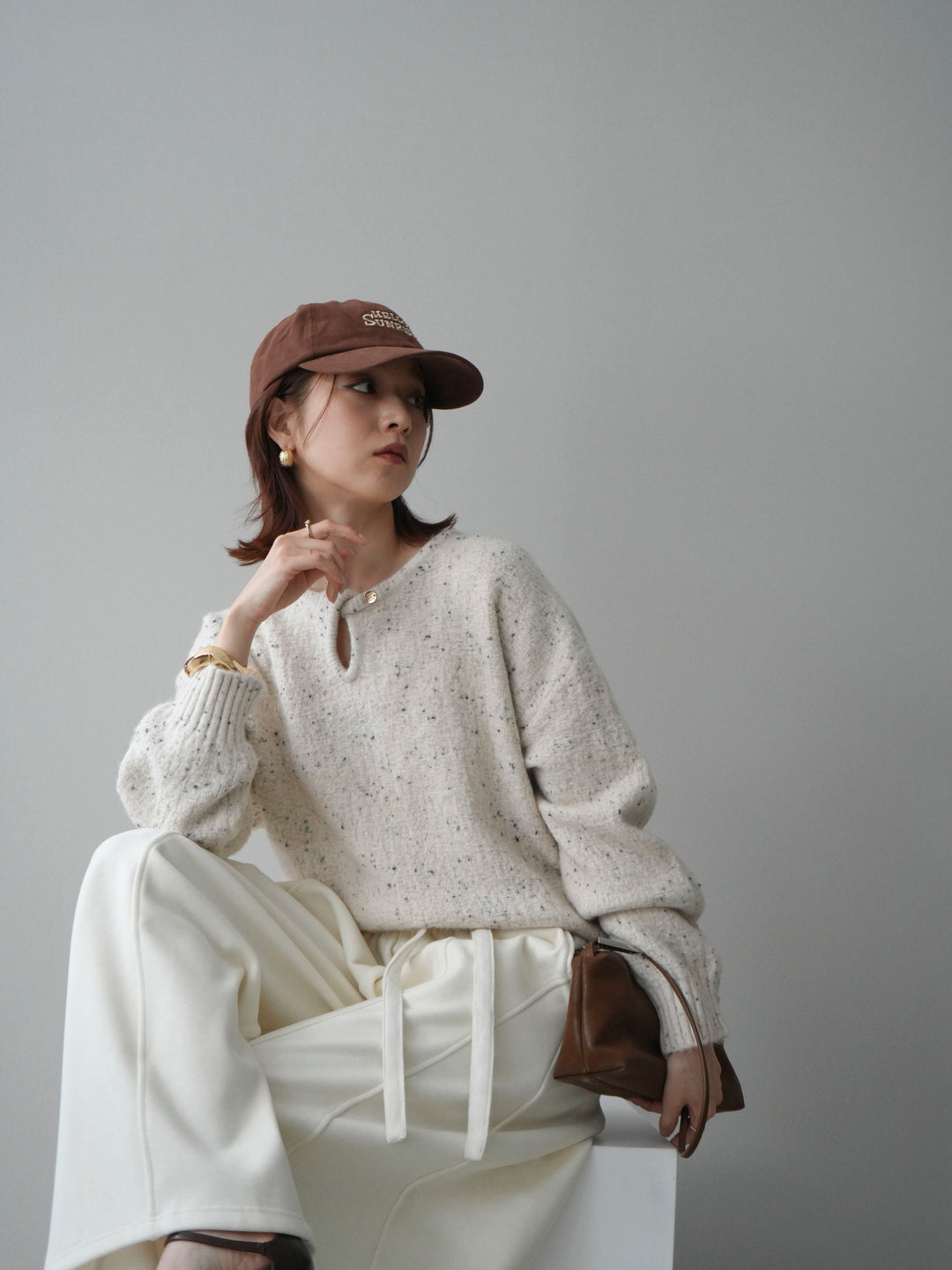 [SET]ツイストネックラメネップヤーンニットプルオーバー+ウエストベルトカーブラインスエットパンツ(2set)