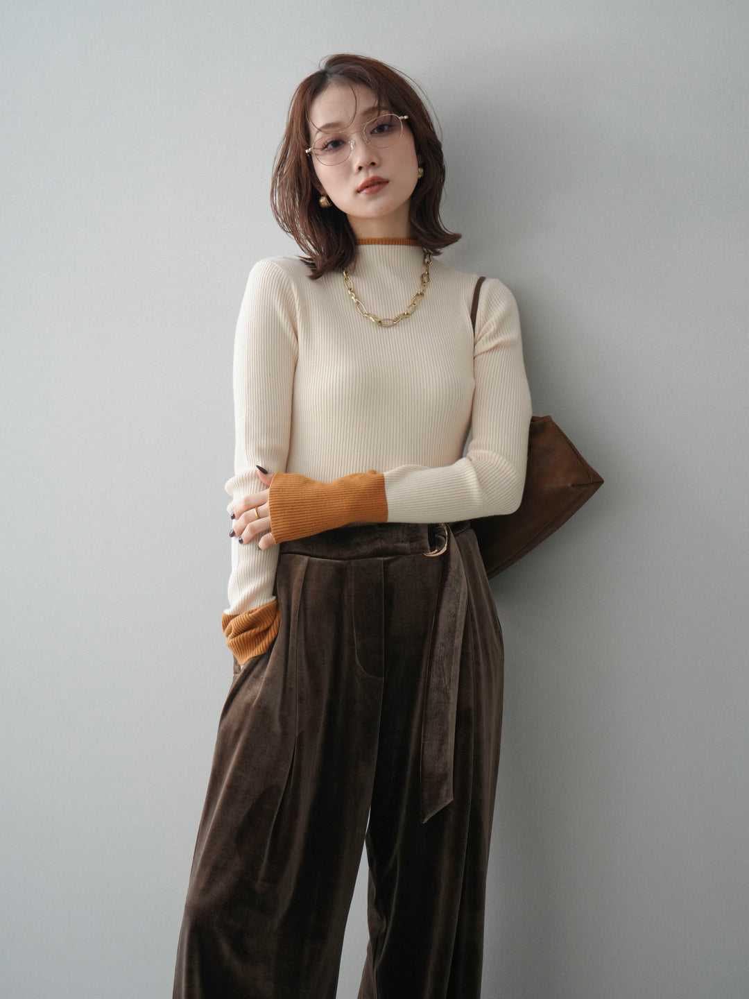 [SET]袖ボタンハイネック配色リブニットトップス+選べるアクセセット(2set)