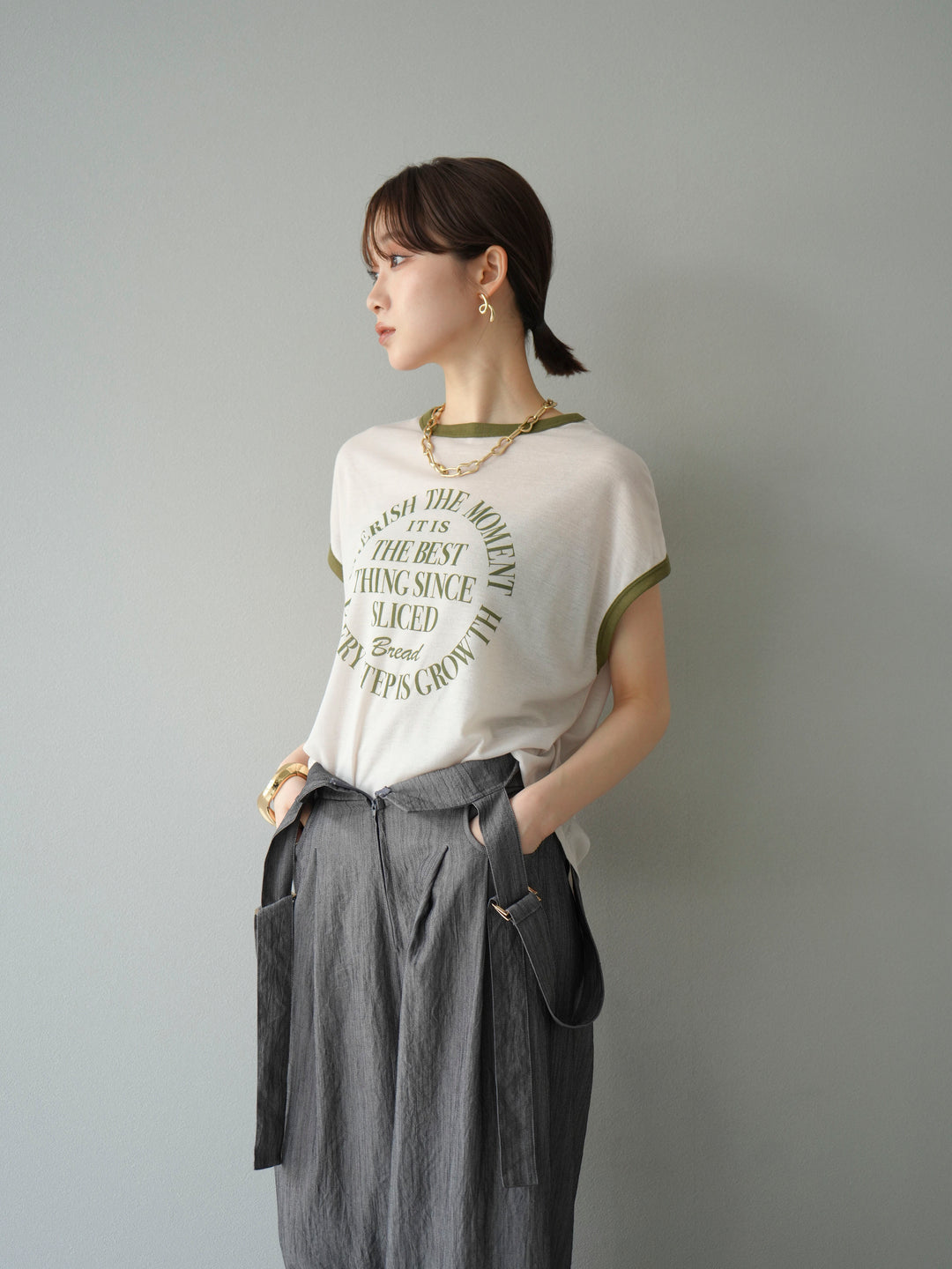 [SET]ストリングデザインハイウエストサロペット+シアーフライス ロゴプリントT (2set)