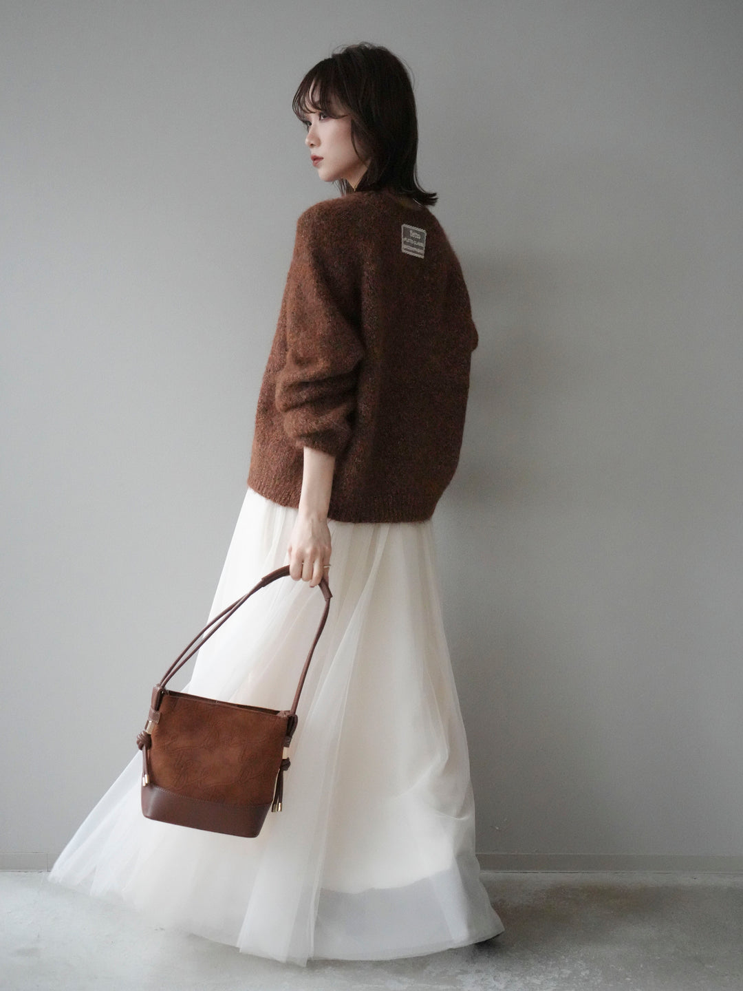 [SET]ロゴラベルミックスヤーンニットプルオーバー+チュールボリュームスカート(2set)