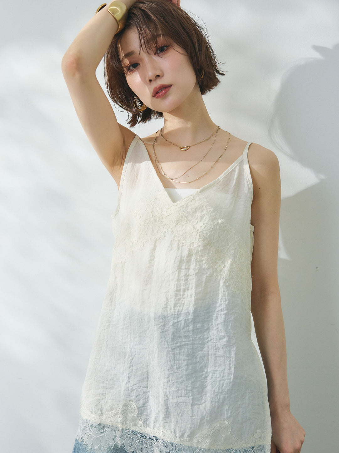 【Allure】[SET]リネンタッチレース切替キャミソール+ウエストフリンジカットオフカーブデニムパンツ(2set)