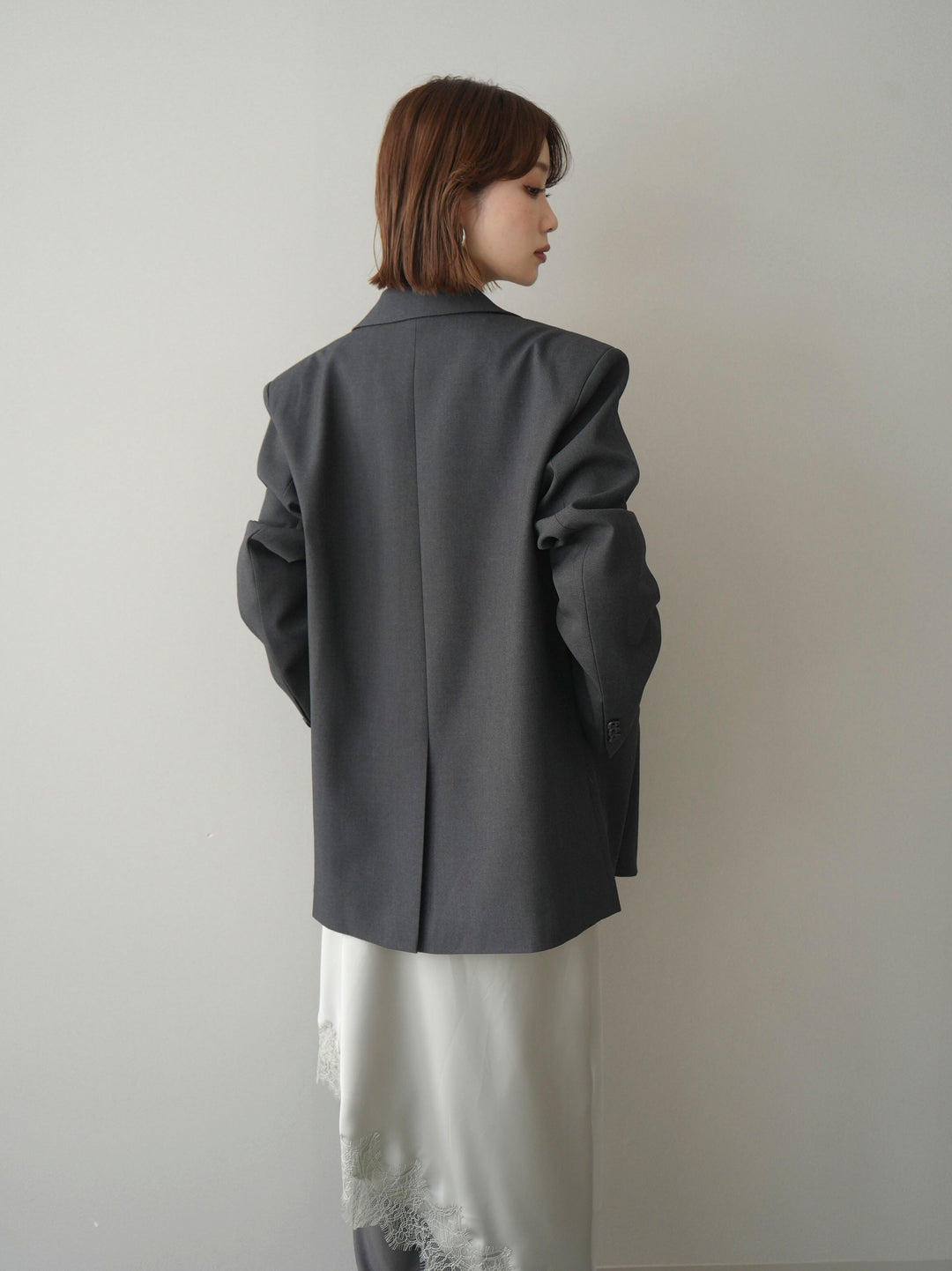 [SET]ダブルブレストオーバージャケット+サテンライクアシメレーススカート+センターシームフレアパンツ(3set)