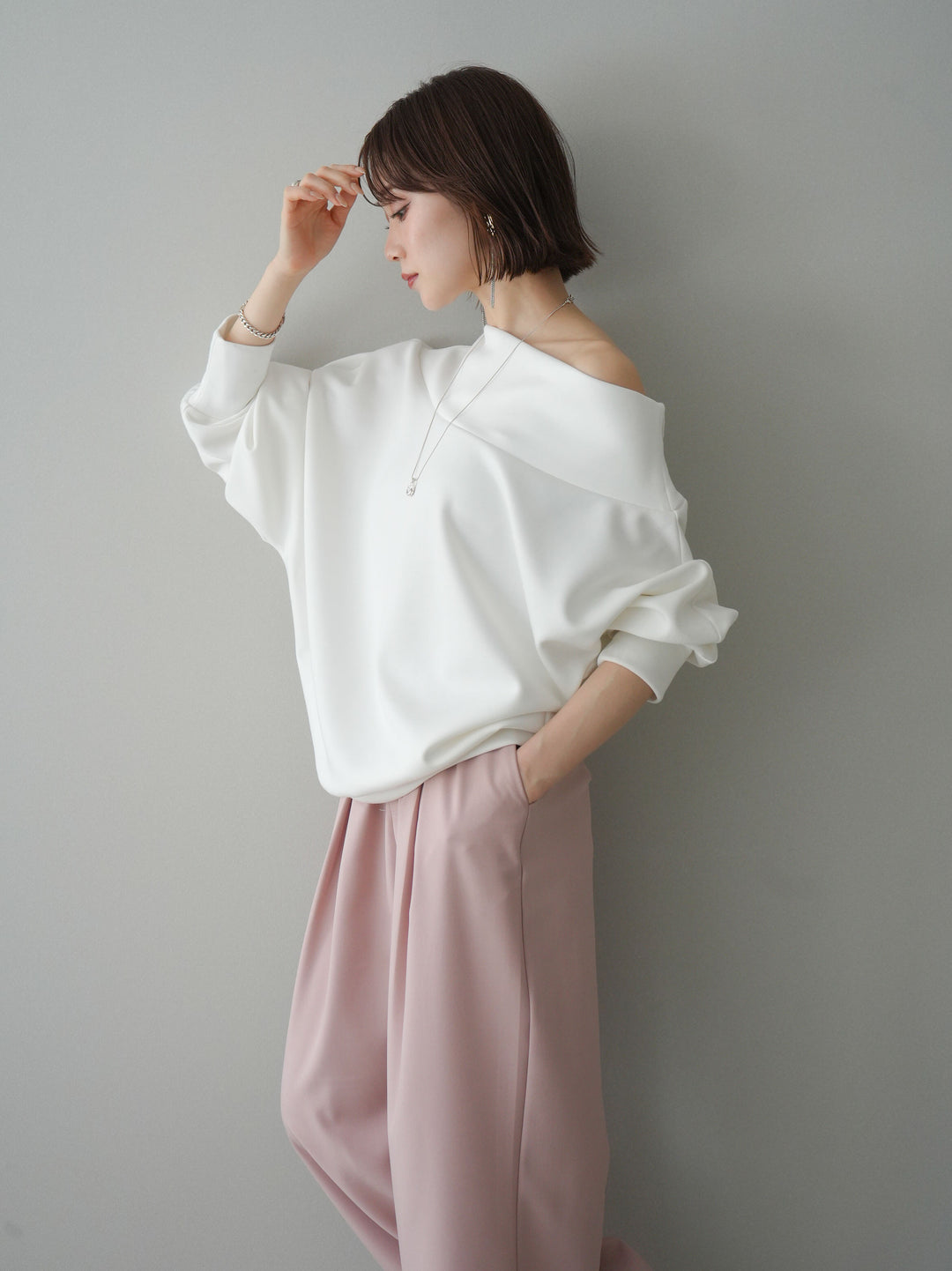 [SET]アシンメトリーオフショルポンチプルオーバー+選べるアクセセット(2set)