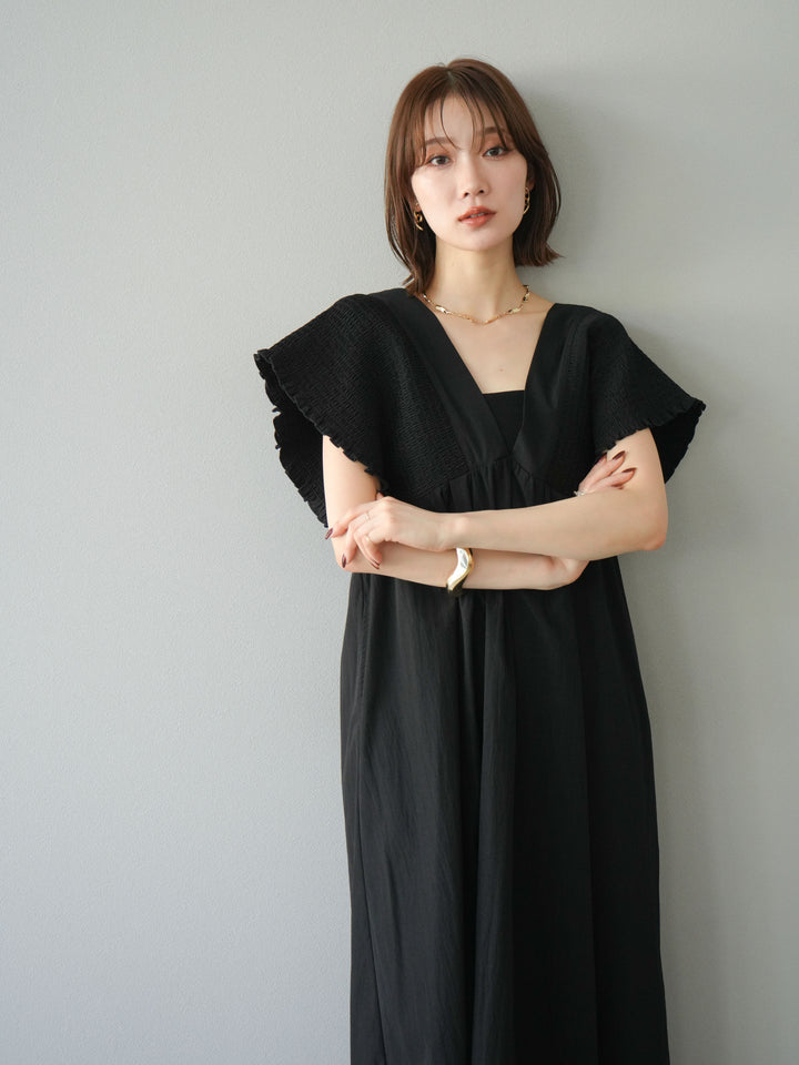 [SET] 褶皺V領連身裙 + 褶皺V領連身裙 (2件套)