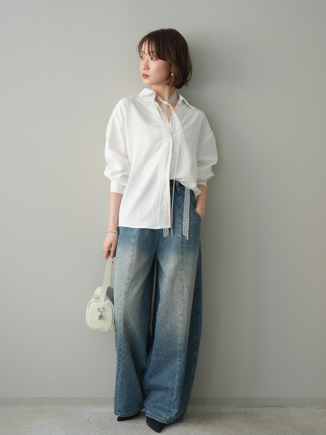 [予約]フロントビジューカーブデニムパンツ/blue