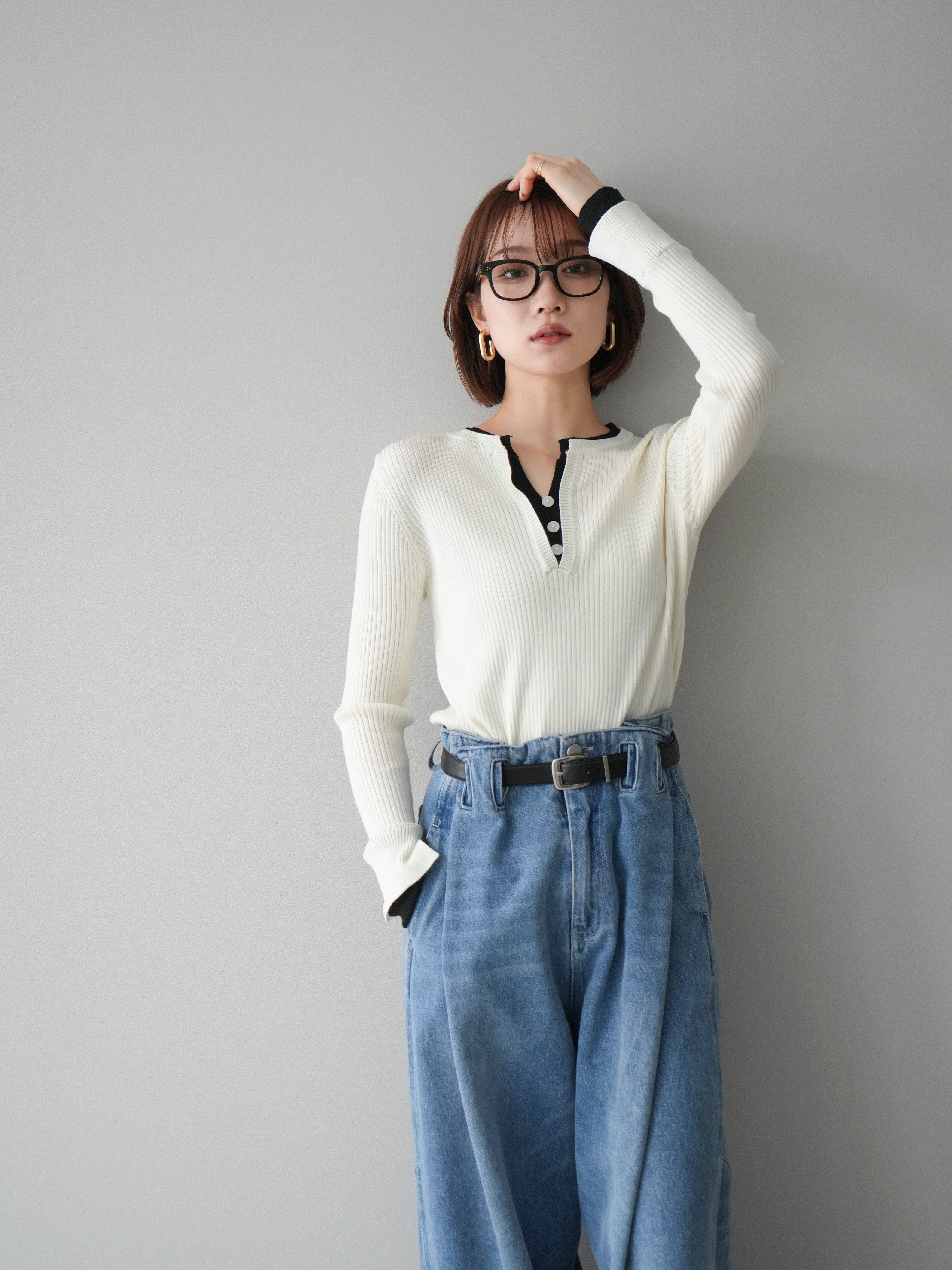 SET]バイカラーキーネックリブニットトップス+ハイウエストベルト