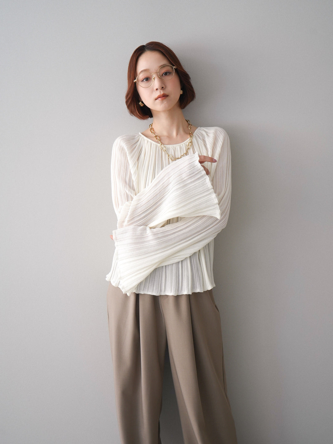 [SET]プリーツシアーフレアスリーブニットトップス+ベルト付キーホルダーモチーフワイドパンツ(2set)