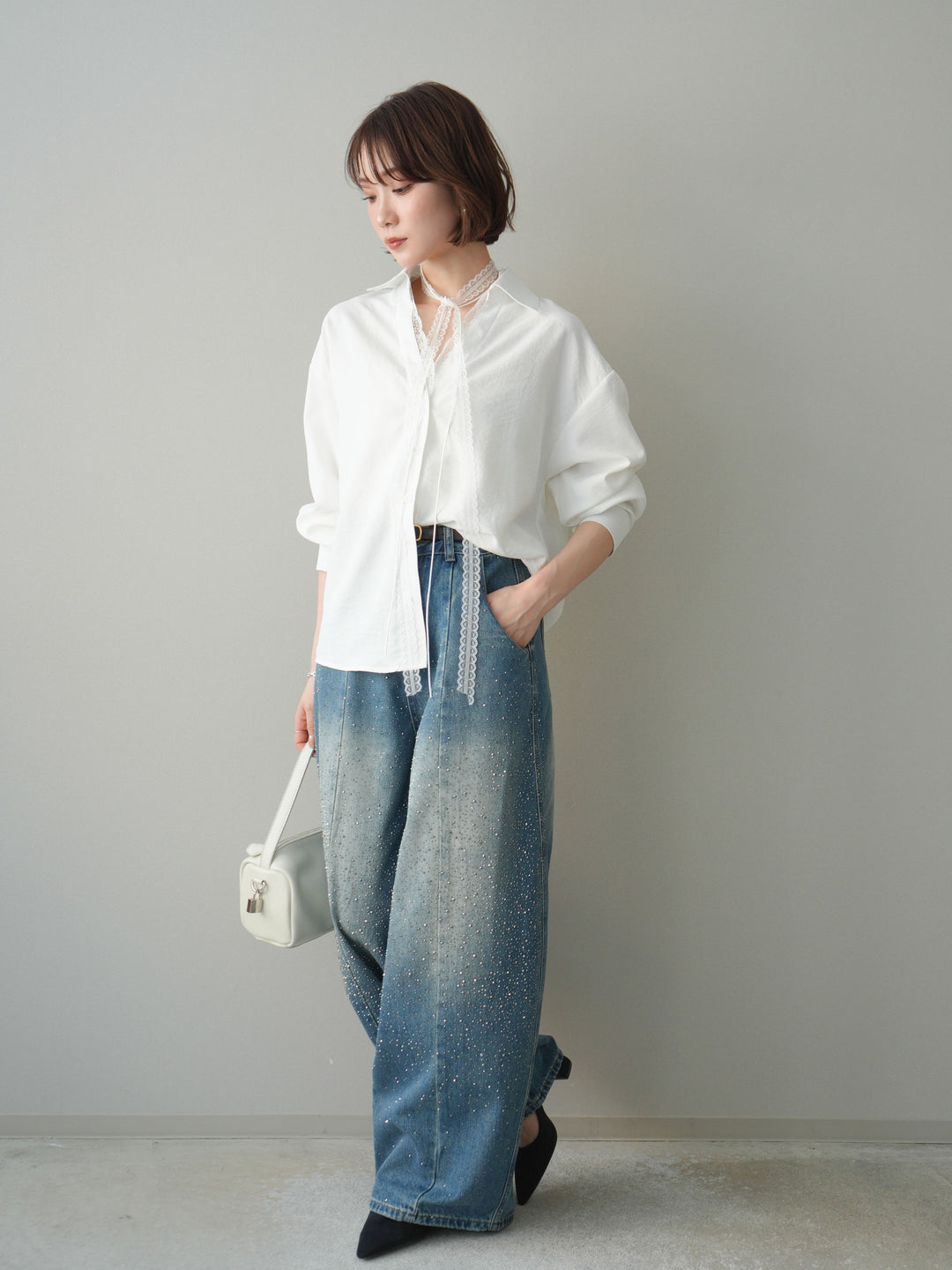 [予約]フロントビジューカーブデニムパンツ/blue